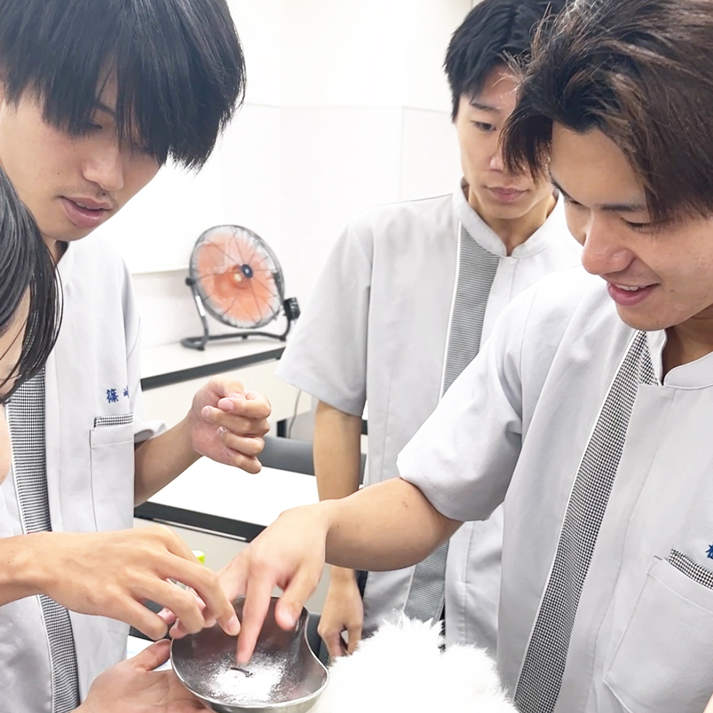 １年生、新しいトリミング用品♪